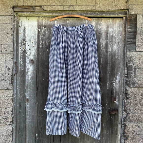 Vintage 70s 80s Ruffles and Gingham Square Dance Costume Frontier Skirt and Top - Picture 3 of 10